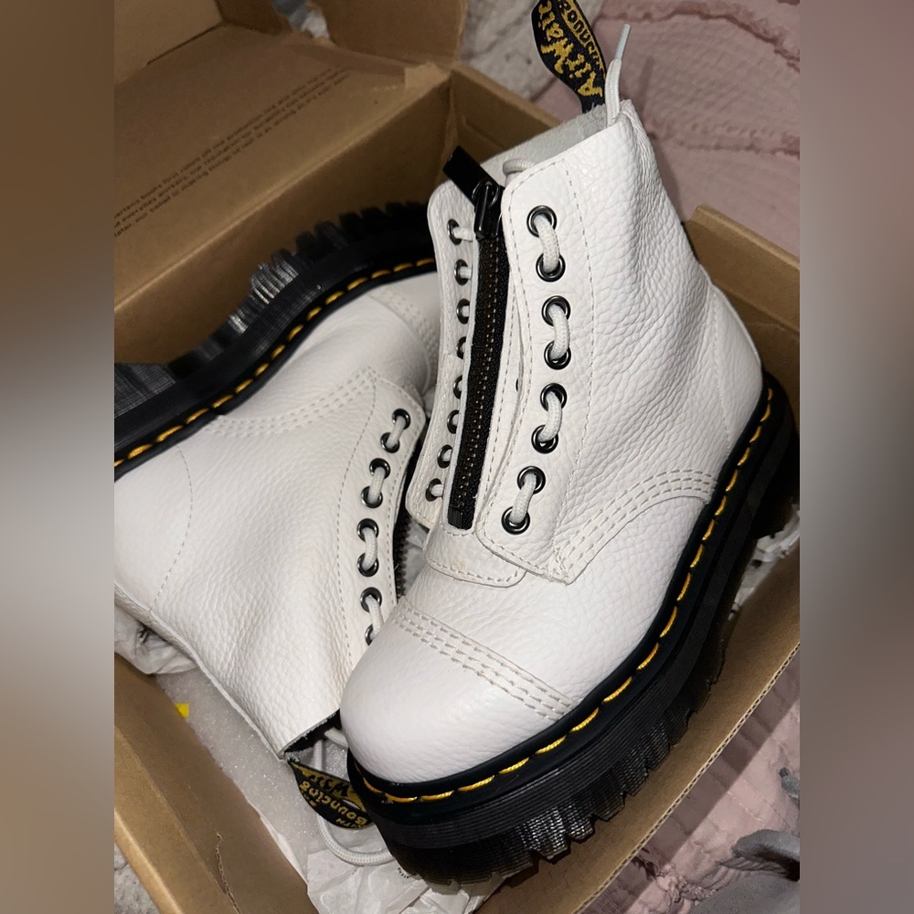 Dr. Martens Sinclair